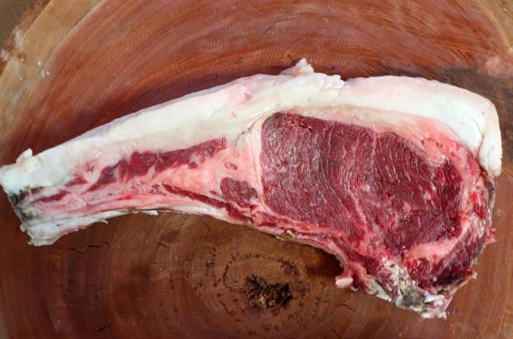 Chuletón de ternera joven Angus