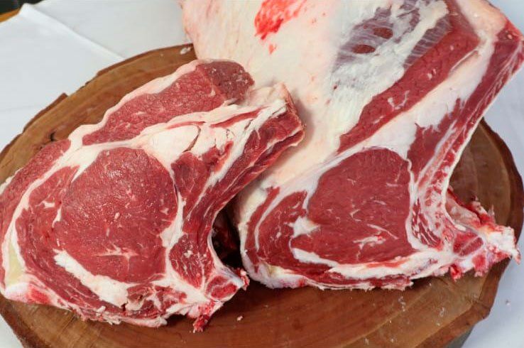 Chuletón de ternera joven